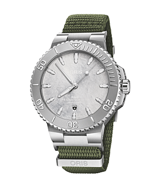 Aquis Social Club Edition II 43,5mm