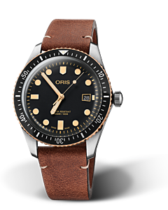 Divers sixty five 42mm