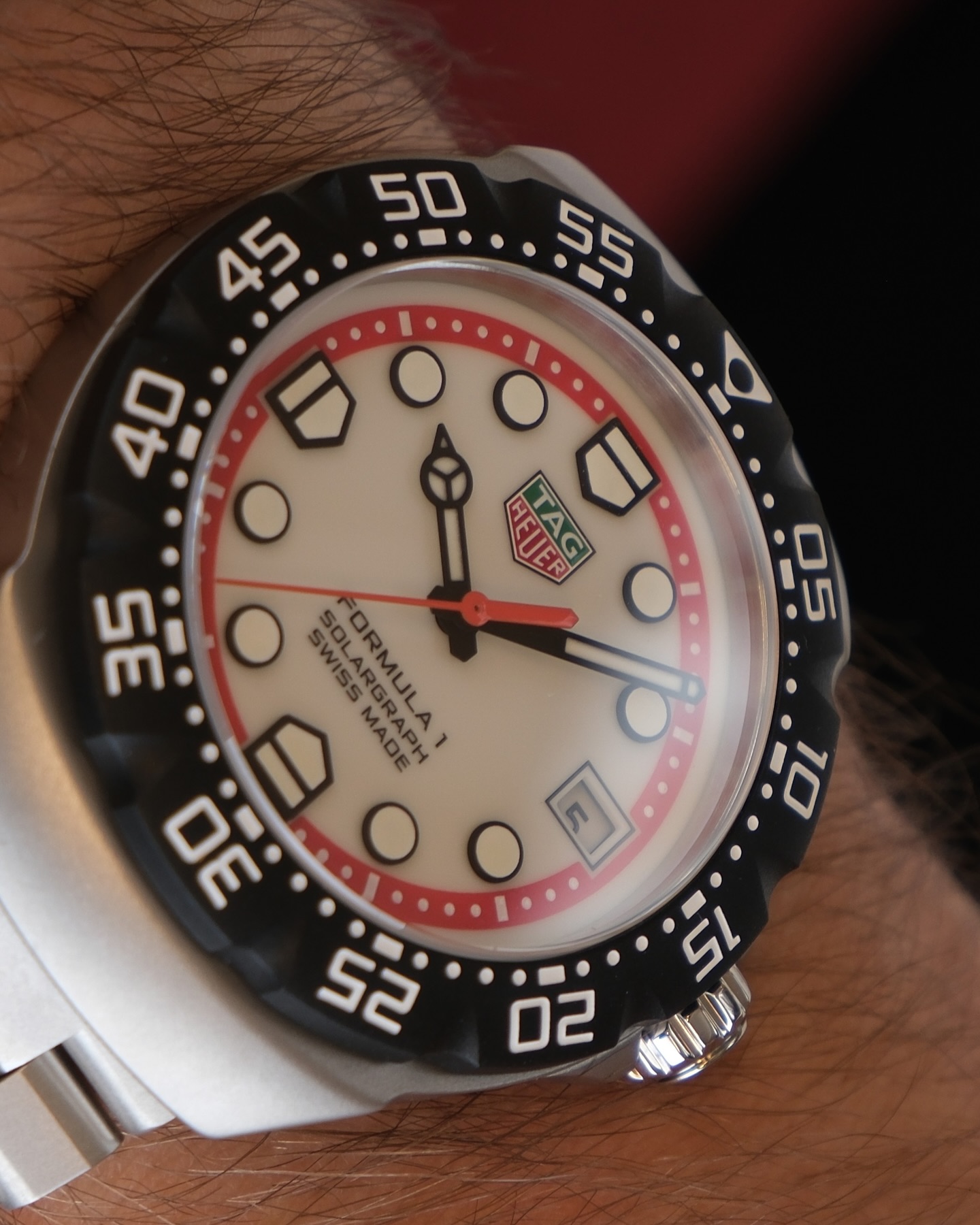 Welke horlogestijl past bij u? Ontdek de wereld van Breitling, Longines en TAG Heuer